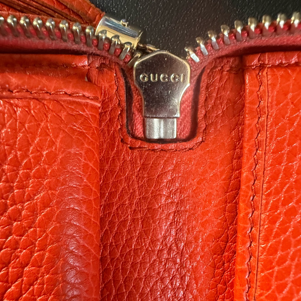 VTG Gucci Orange Leather Wallet with Tassel - Picture 3 of 10